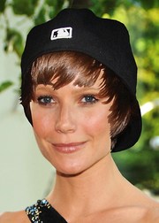 Звезды с прической Джастина Бибера