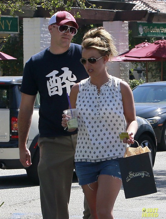 Бритни Спирс и ее новый парень Дэвид сыграли в гольф