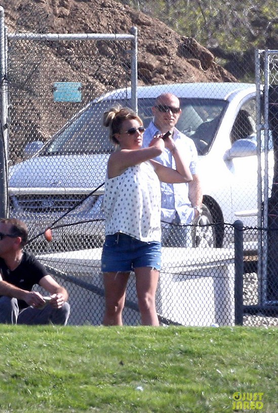 Бритни Спирс и ее новый парень Дэвид сыграли в гольф