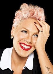 Самые красивые люди планеты по версии журнала People