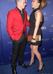 Дженифер Лопес и Каспер Смарт на открытии ресторана в Вегасе