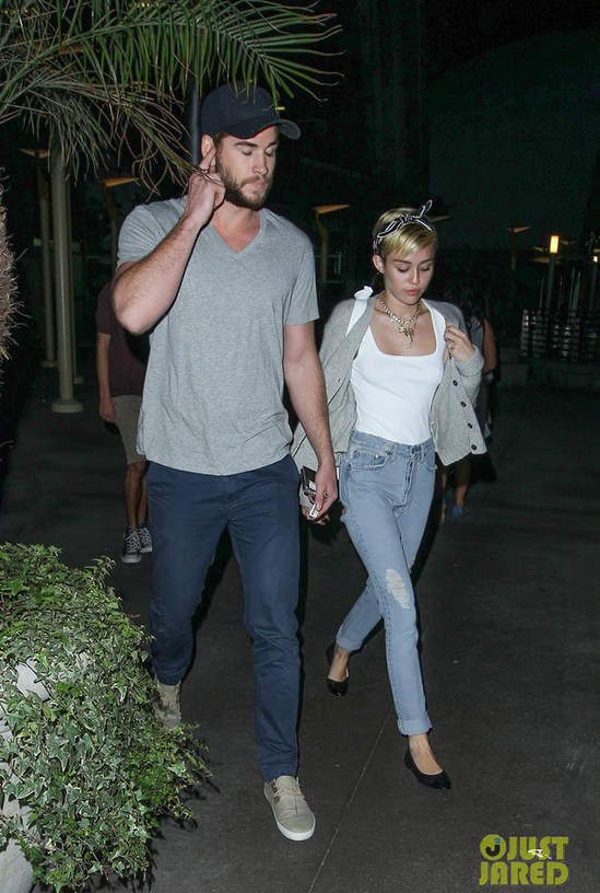 Майли Сайрус и Лиам Хемсворт: Первые совместные фото