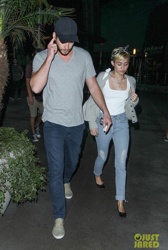 Майли Сайрус и Лиам Хемсворт: Первые совместные фото