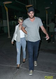 Майли Сайрус и Лиам Хемсворт: Первые совместные фото