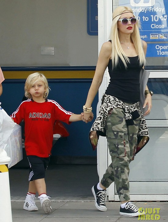 Гвен Стефани с мужем и детьми побывала в Лондоне