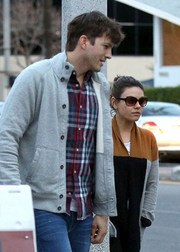 Обрученные Эштон Катчер и Мила Кунис поужинали вместе