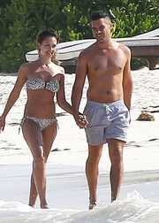 Джессика Альба с мужем на отдыхе в Мексике