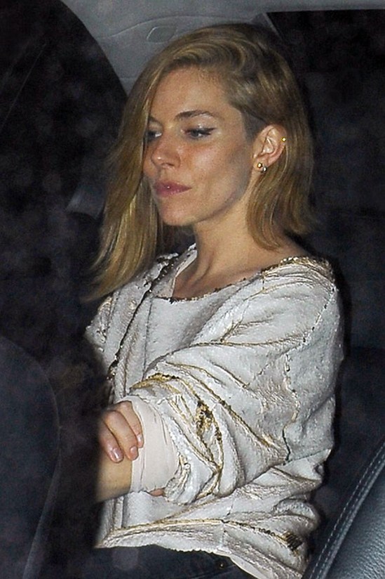 Прически знаменистотей: Стрижка боб расскажет о характере