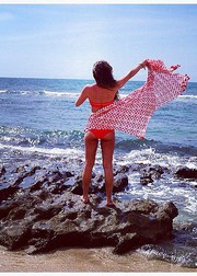 Лето круглый год: Фотографии Лиа Мишель в бикини