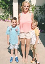 25 фото-доказательств того, что Бритни Спирс прекрасная мама