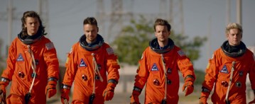 Выше звезд: «One Direction» представила клип «Drag Me Down» 