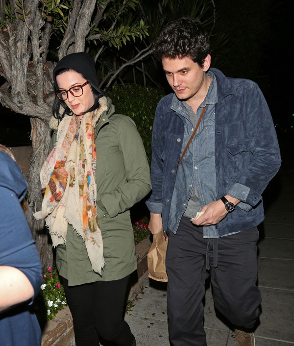 Кэти Перри и Джон Майер встречаются