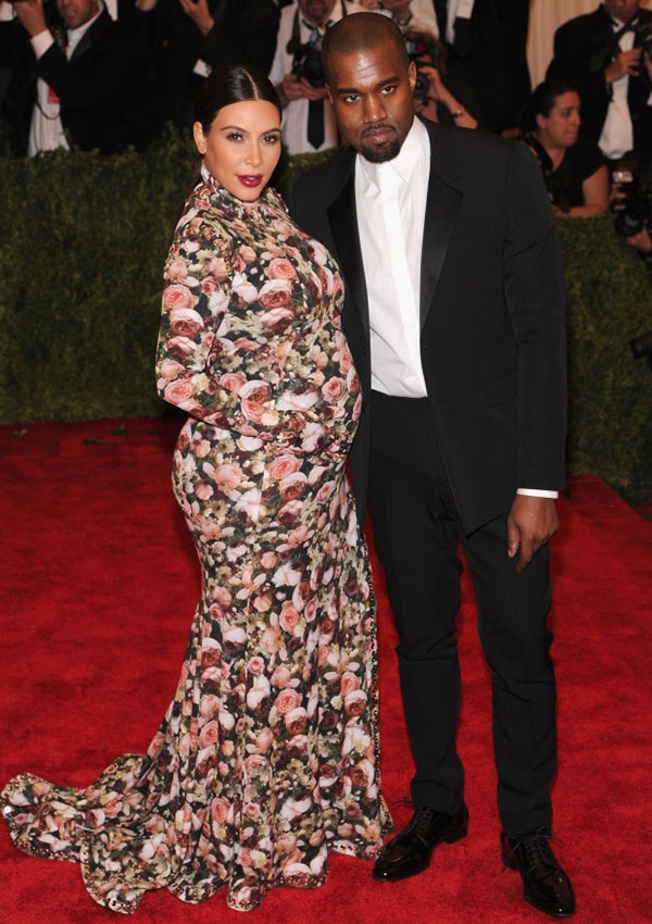 беременная Ким Кардашян и Канье Уэст