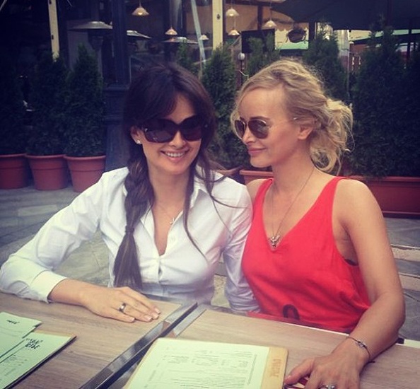 кто победил в шоу "Холостяк"