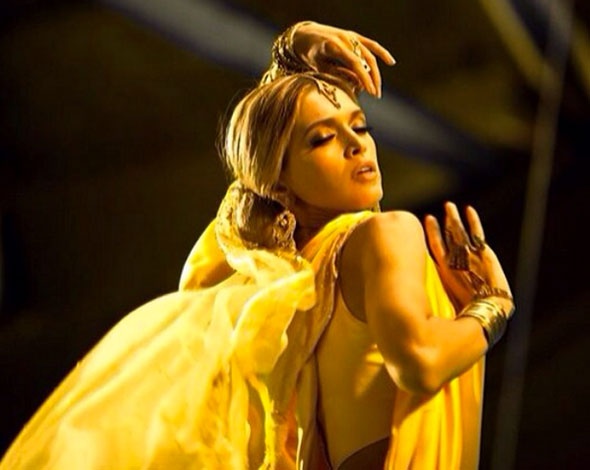 Кадр клипа Веры Брежневой "Доброе утро"