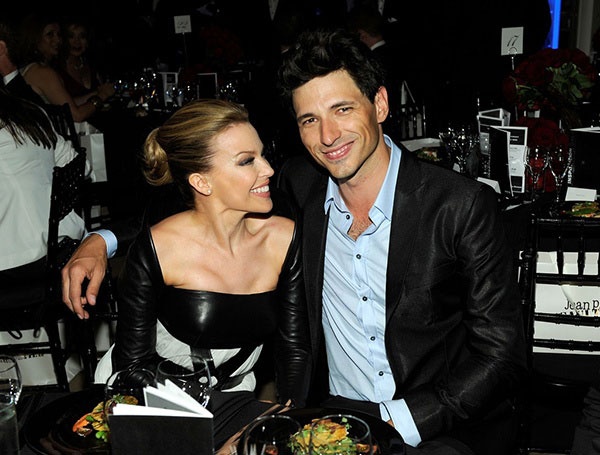 Кайли Миноуг рассталась с бойфрендом Андресом Веленкосо