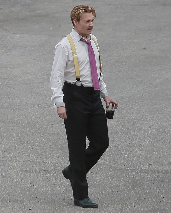 Джонни Депп на съемках фильма "Маккабрей"